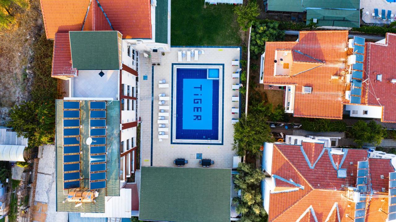Elvin Otel Side Exterior foto